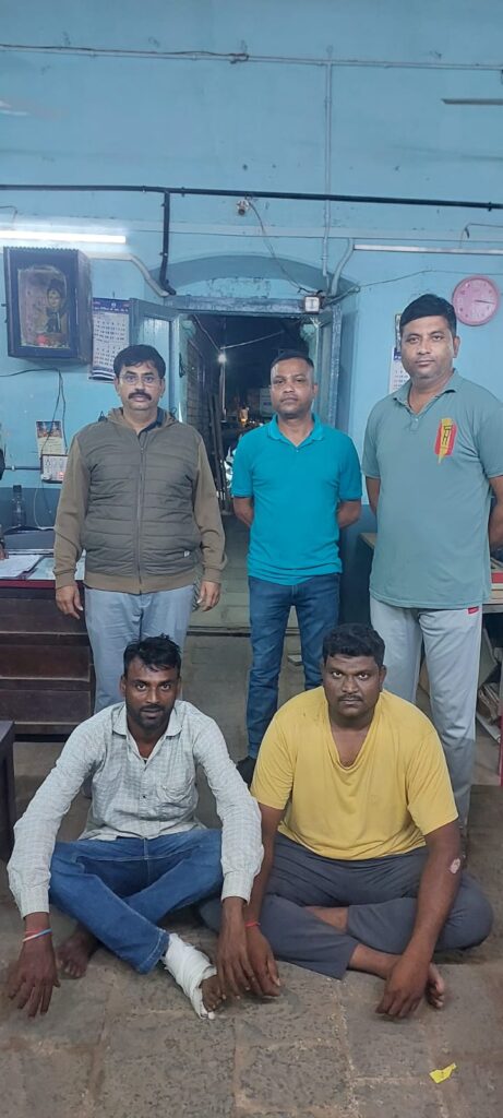 કામગીરી કરનાર સ્ટાફ