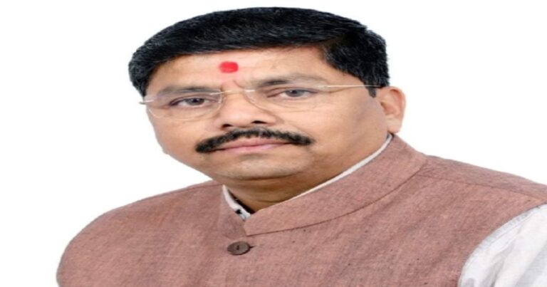 આદિજાતિ વિકાસ મંત્રી નરેશ પટેલને તાપી અને વલસાડ જિલ્લાના પ્રભારી બનાવાયા