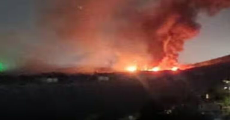 અમેરિકાએ અડધી રાત્રે વેનેઝુએલામાં વિસ્ફોટ કરતા ધણધણી ઉઠ્યું